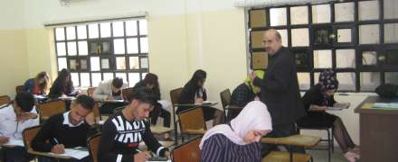 امتحانات الكورس الاول لطلبة المرحلة الاولى -قسم العلوم المحاسبية و المصرفية للعام الدراسي 2018-2019